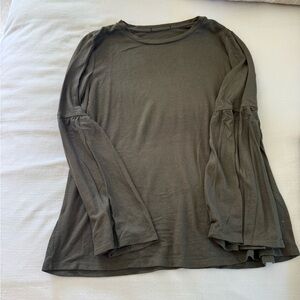 Gibson- Top with Bell Sleeves